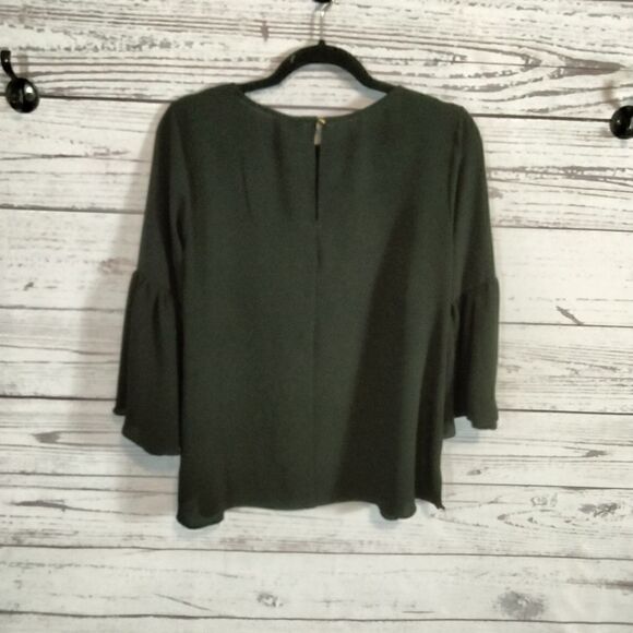 Pre-owned. "Bobeau" woman's blouse  - Picture 4 of 8